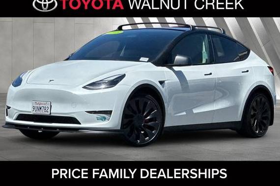 TESLA MODEL Y 2023 7SAYGDEFXPF710802 image